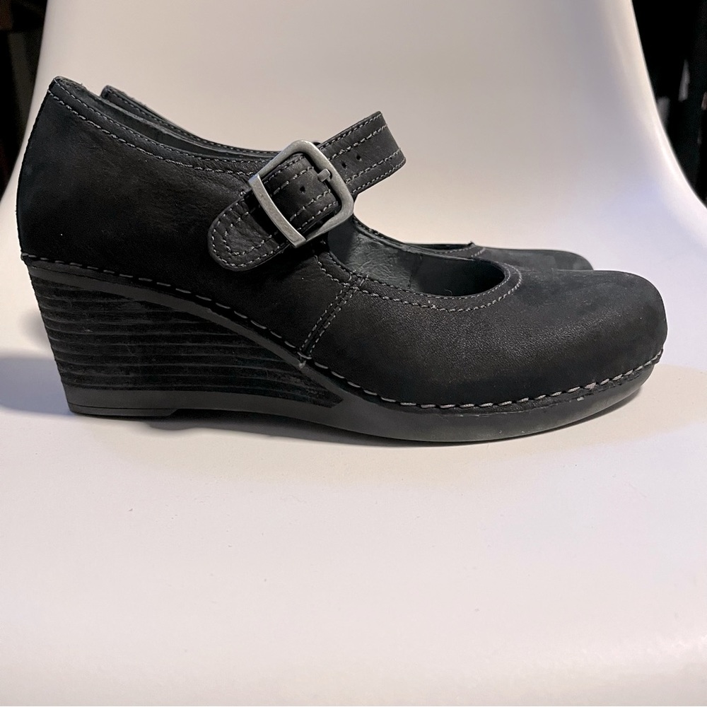 Like new! Worn once! Dansko wedge heels size 40 (9.5-10)